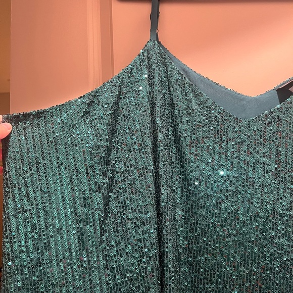 torrid Sophie Sequin Swing Cami Emerald Green Top - Picture 8 of 8